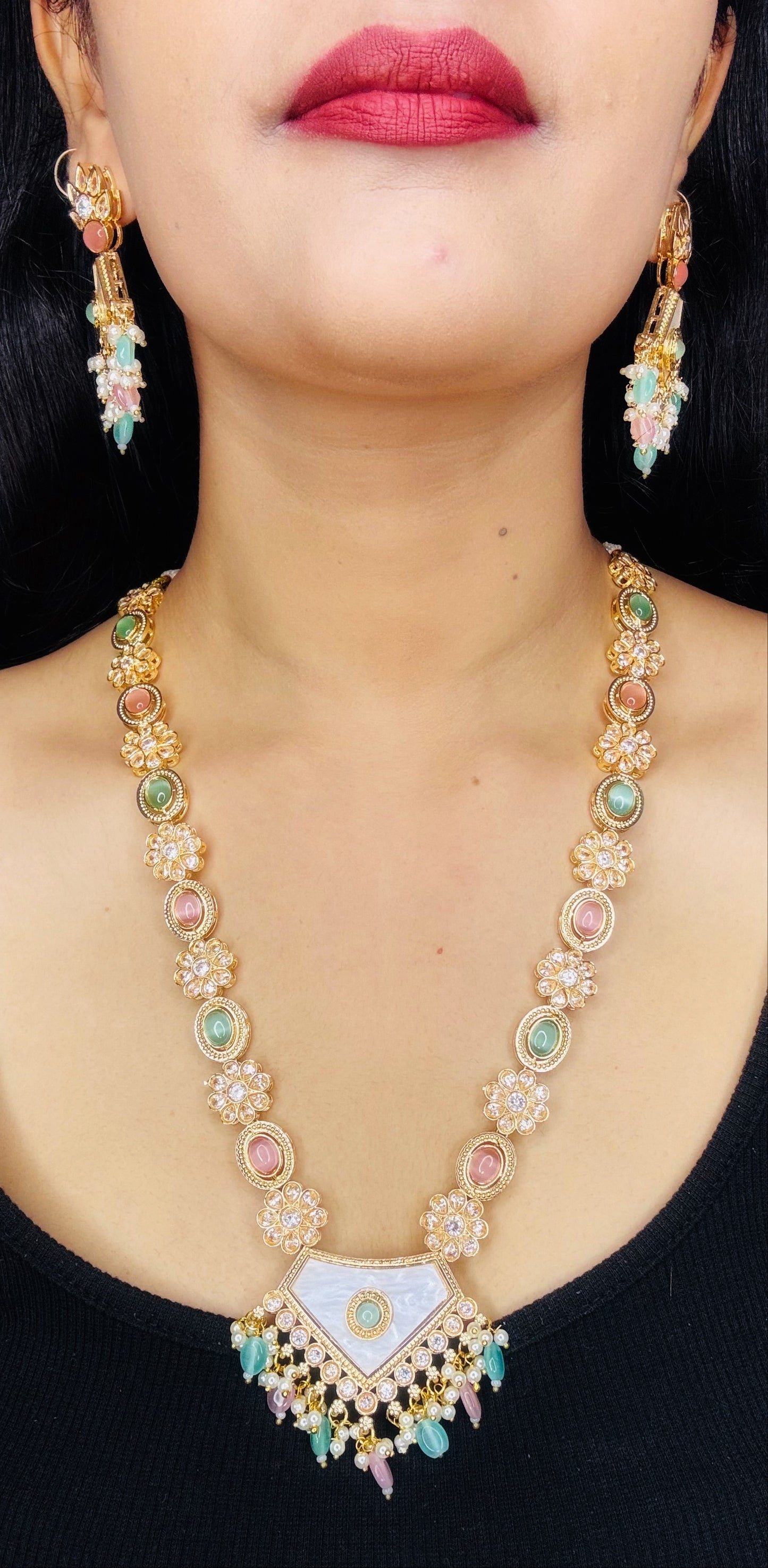 Victoria Tassel Long Necklace(With Maangtika)