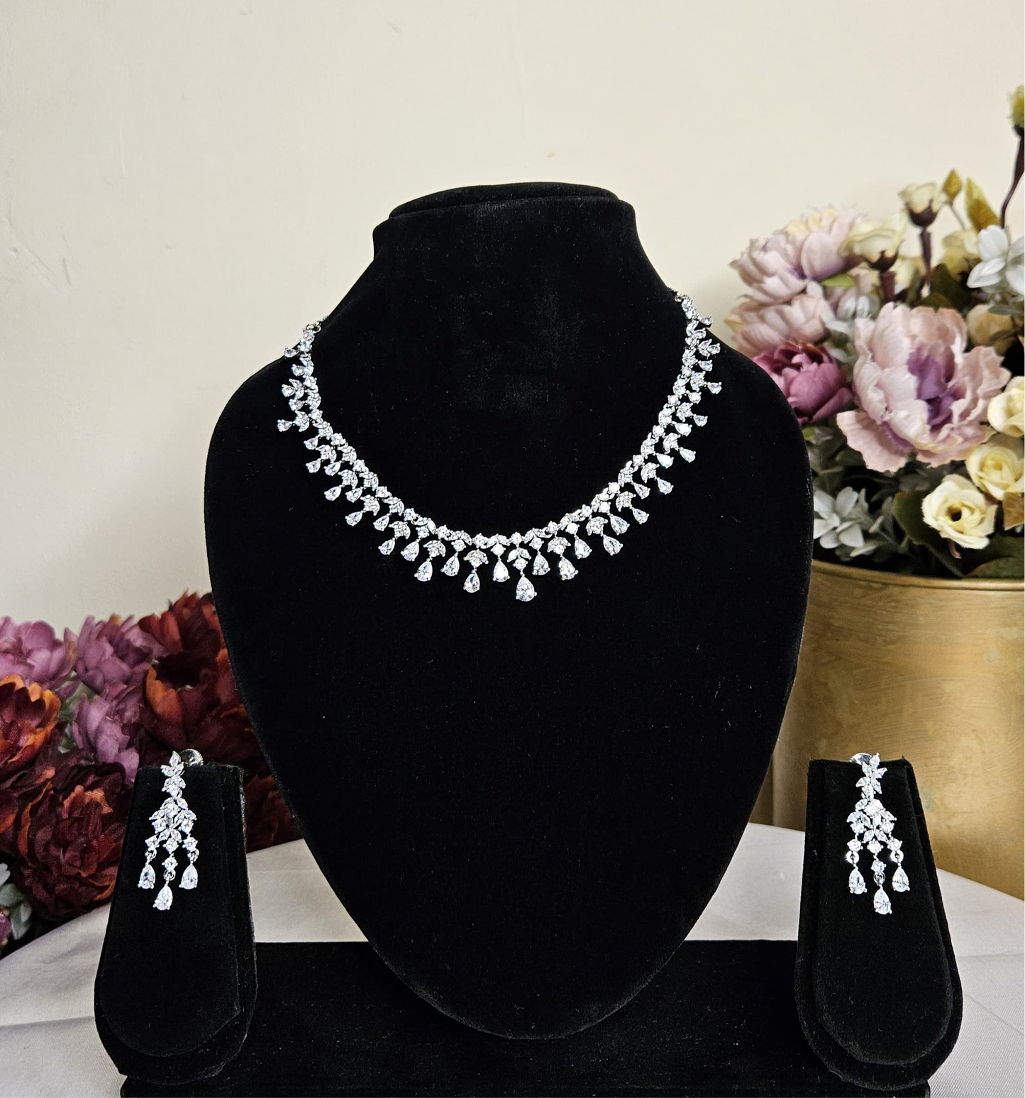 Diamond Delight Necklace Set