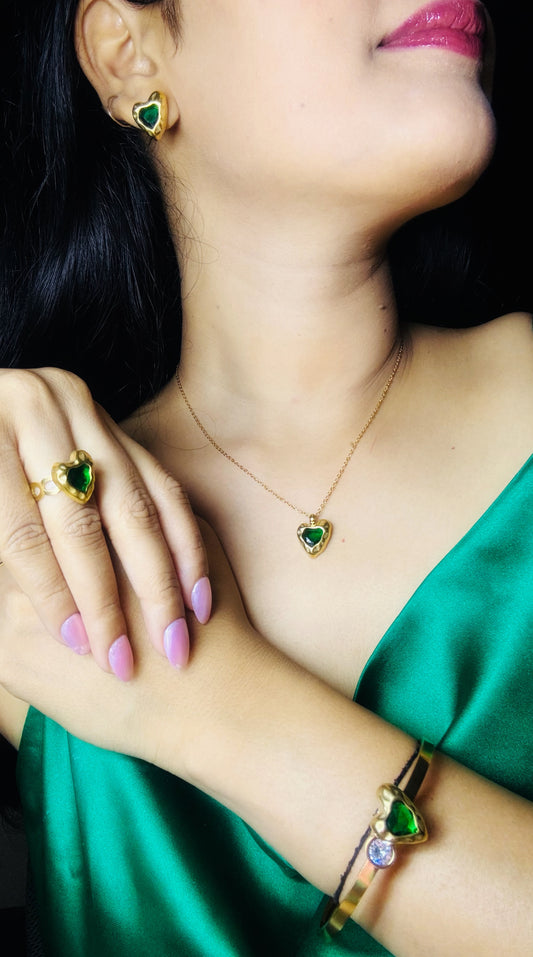 Emerald Heart Curb Chain Pendant(With Ring & Bracelet)