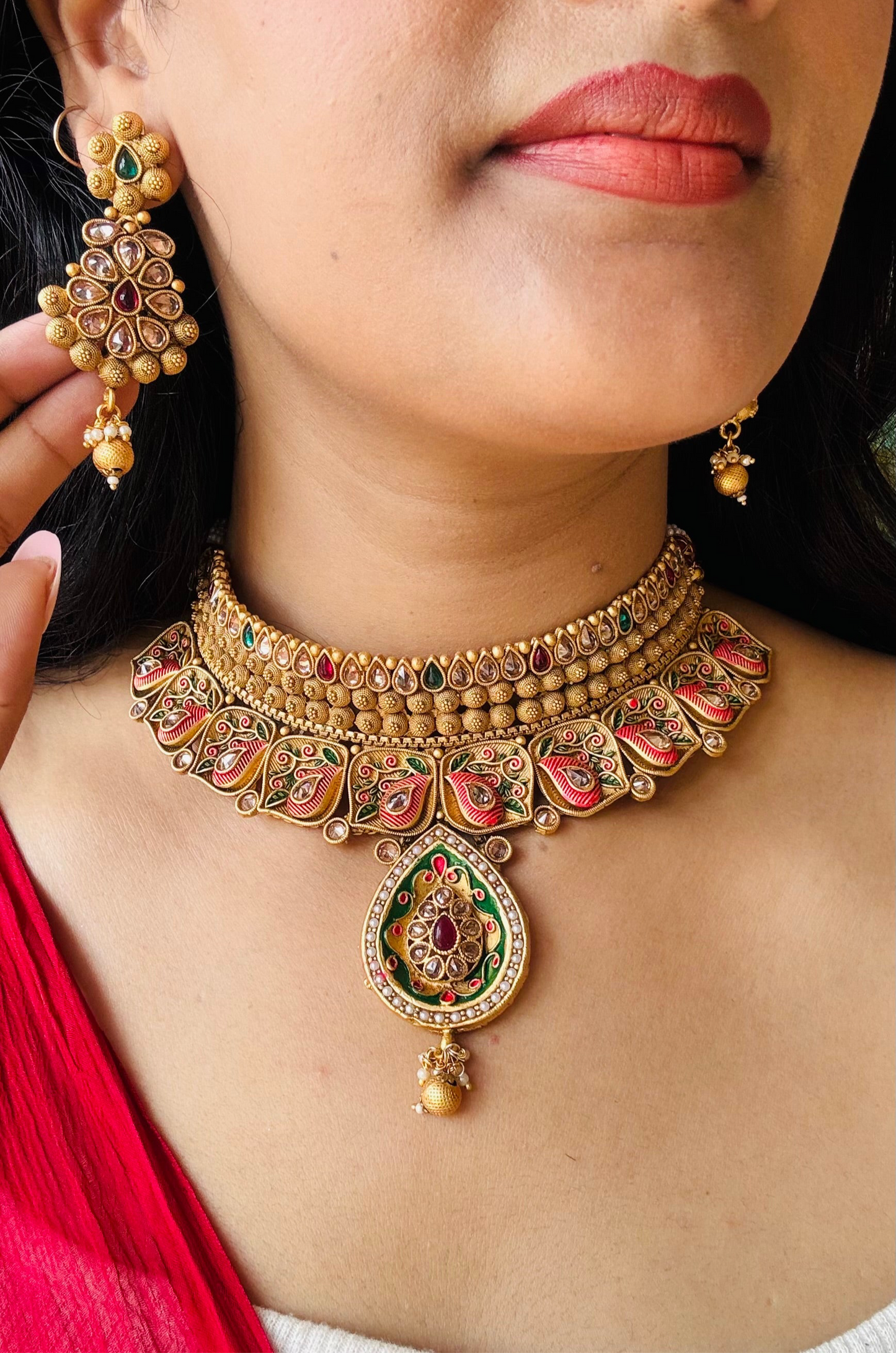 Matte Gold Peacock Choker