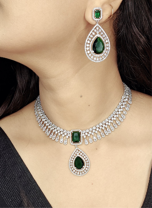 The Dazzling Emerald Set