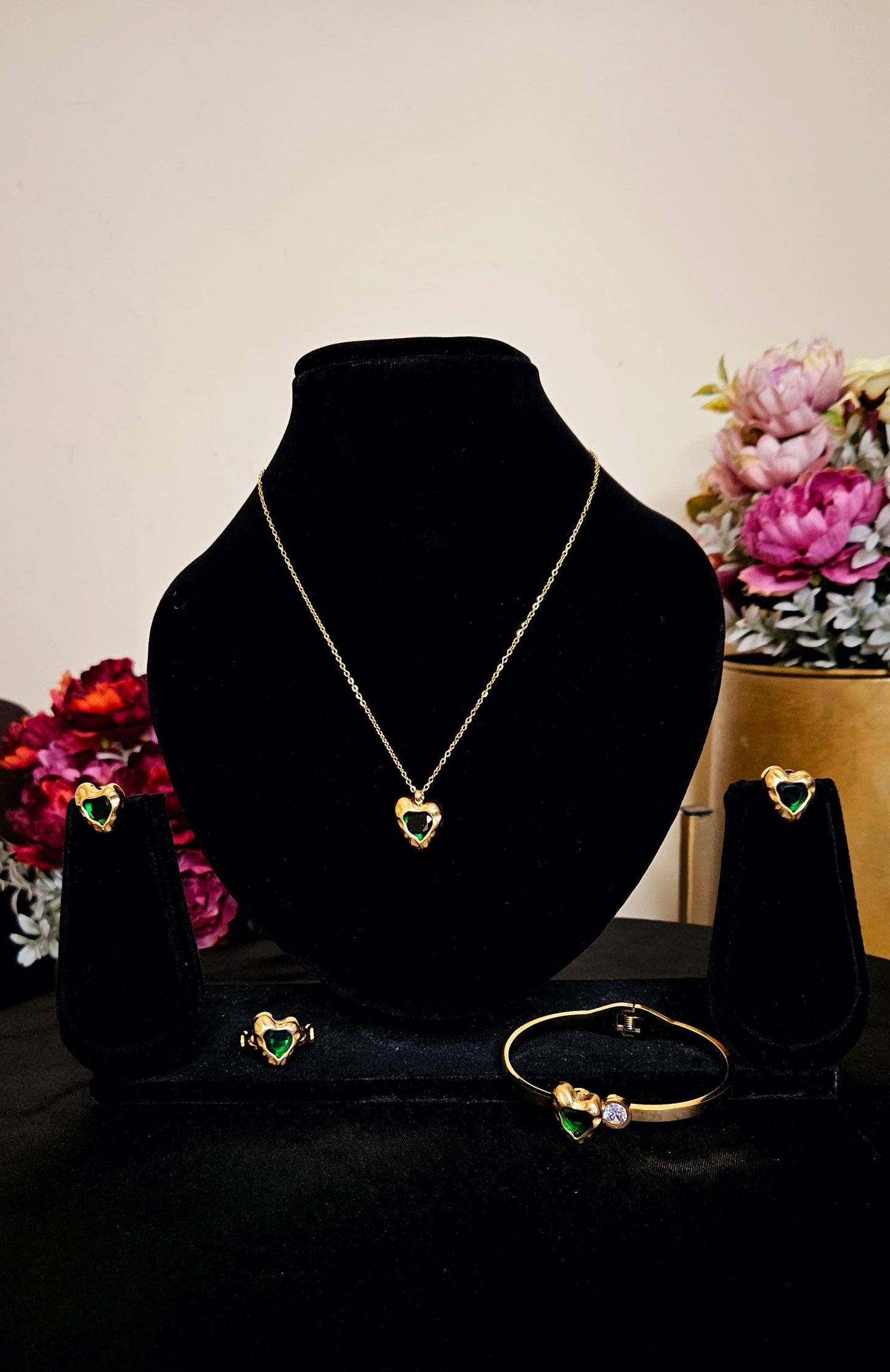 Emerald Heart Curb Chain Pendant(With Ring & Bracelet)