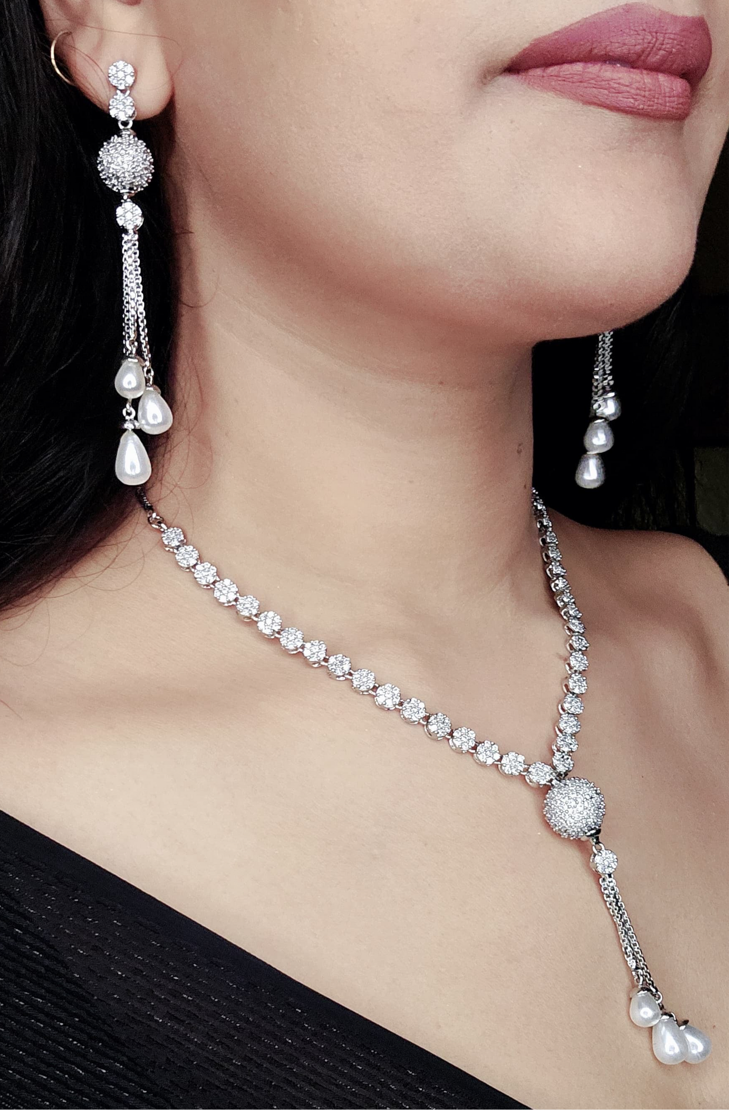 Pearl Drop Necklace AD