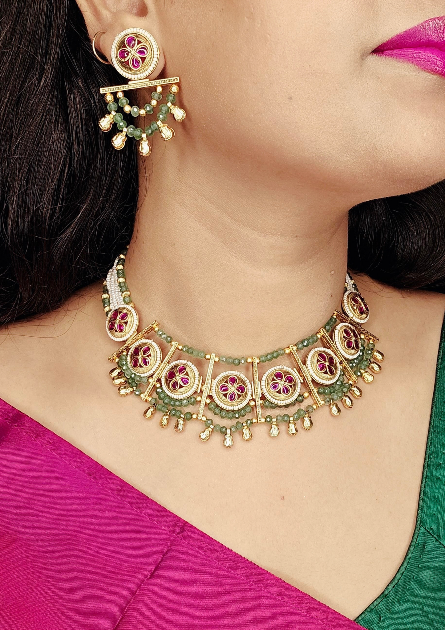 Savan Necklace