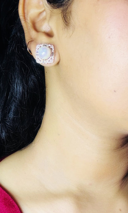 Mabe Pearl Yellow Diamond Pendant