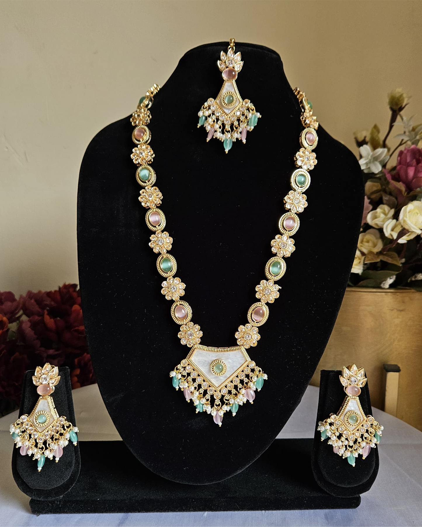 Victoria Tassel Long Necklace(With Maangtika)