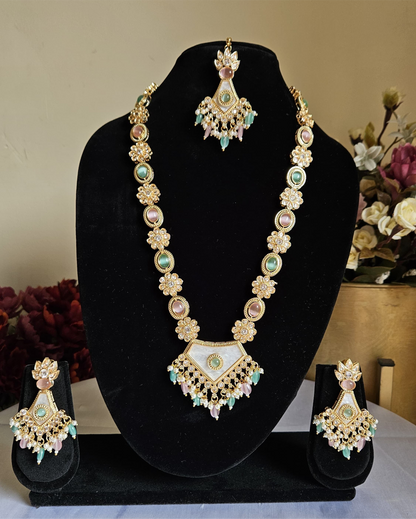 Victoria Tassel Long Necklace(With Maangtika)