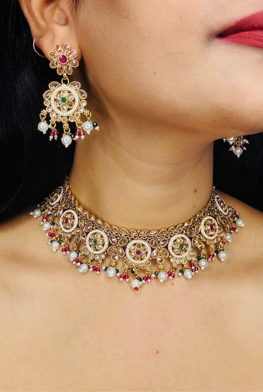 Lavanya Moti Necklace(With Maangtika)
