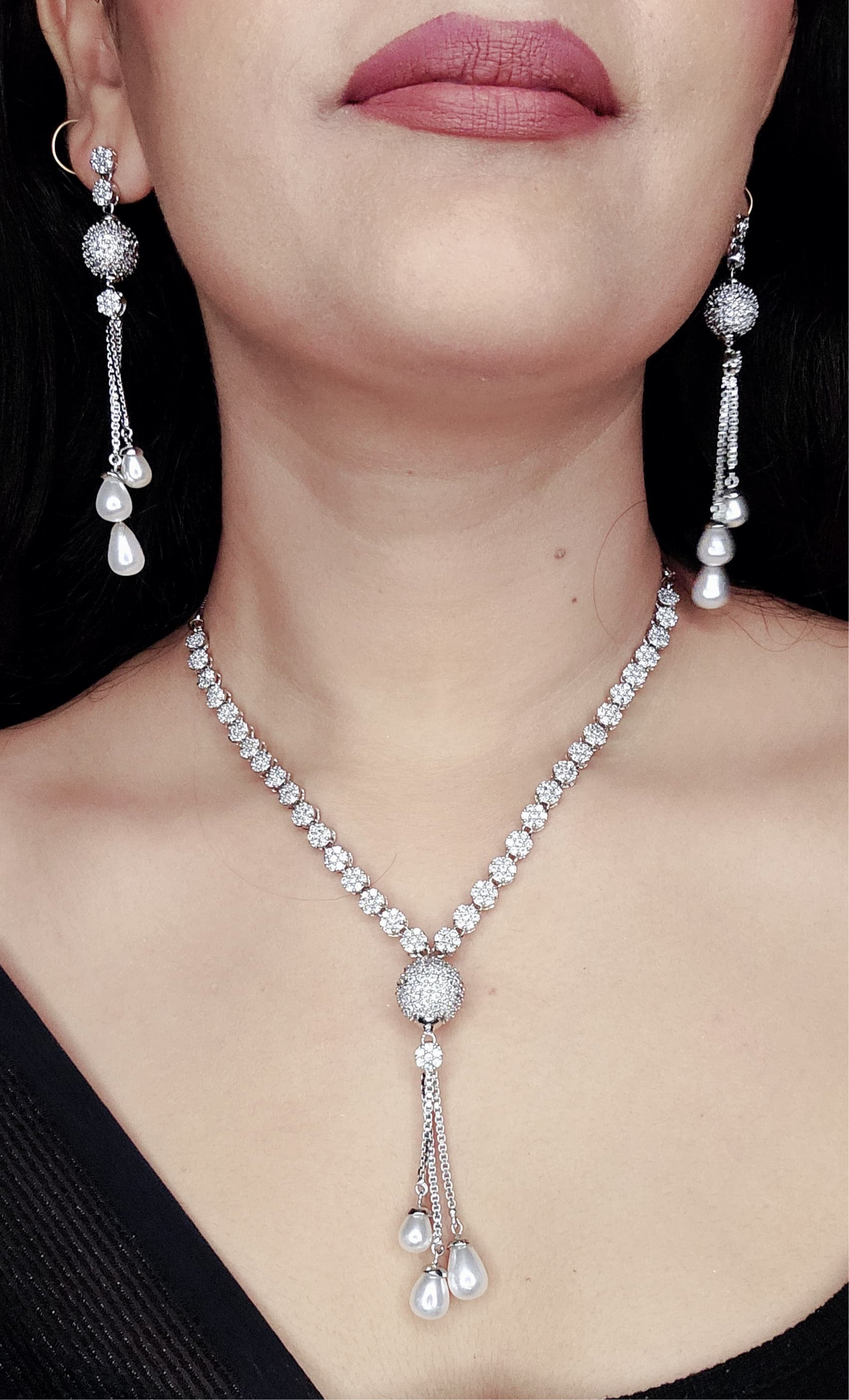 Pearl Drop Necklace AD