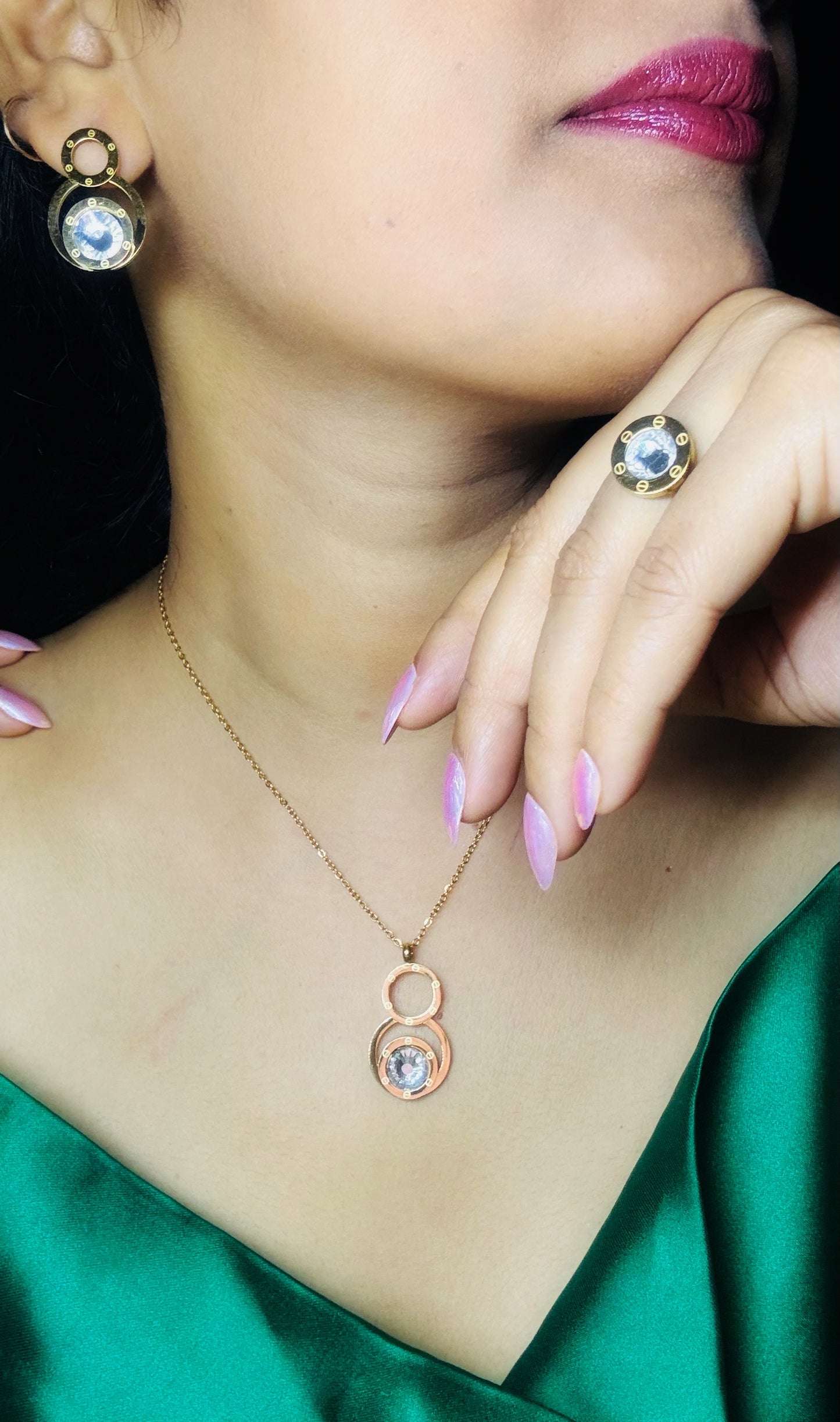 Golden heritage Stone Pendant(With Ring & Bracelet)